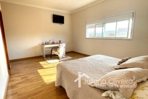 5d195b2c-70b6-48f7-8f35-a056fd9fe82d