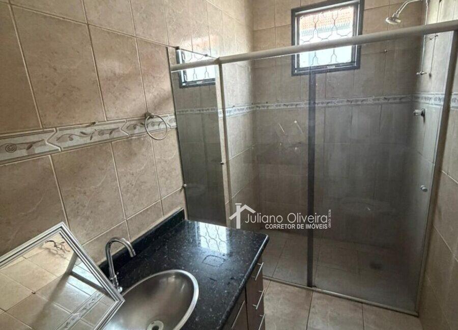 b70c06b2-53b6-4e98-9c36-1d43f873c33a