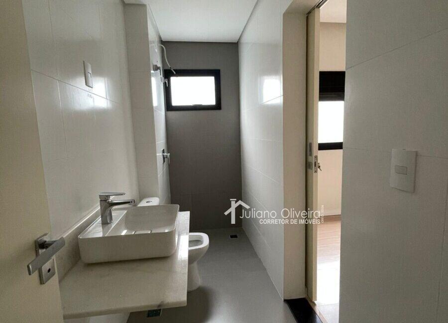 6cd0e20f-23d2-481d-b823-95d11279a2d1