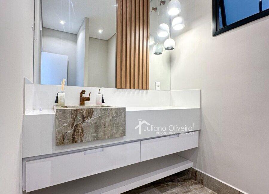 7ee4ee91-fa0a-494c-89b2-4d897ecbb09b