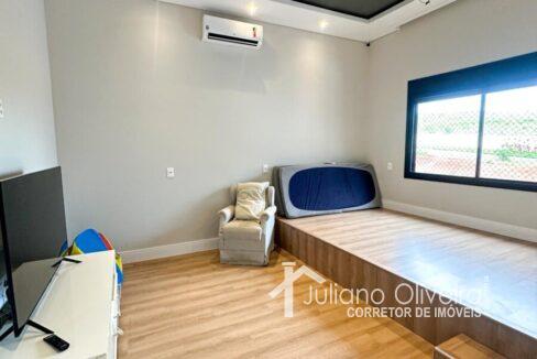 ce9560a4-fb44-4a70-827b-8d57f5eb379b