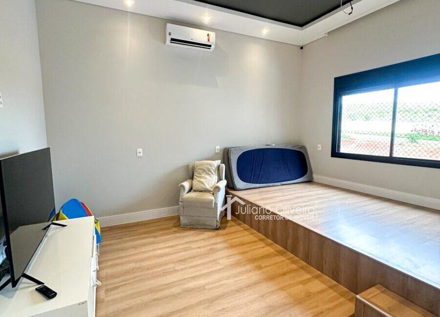 ce9560a4-fb44-4a70-827b-8d57f5eb379b