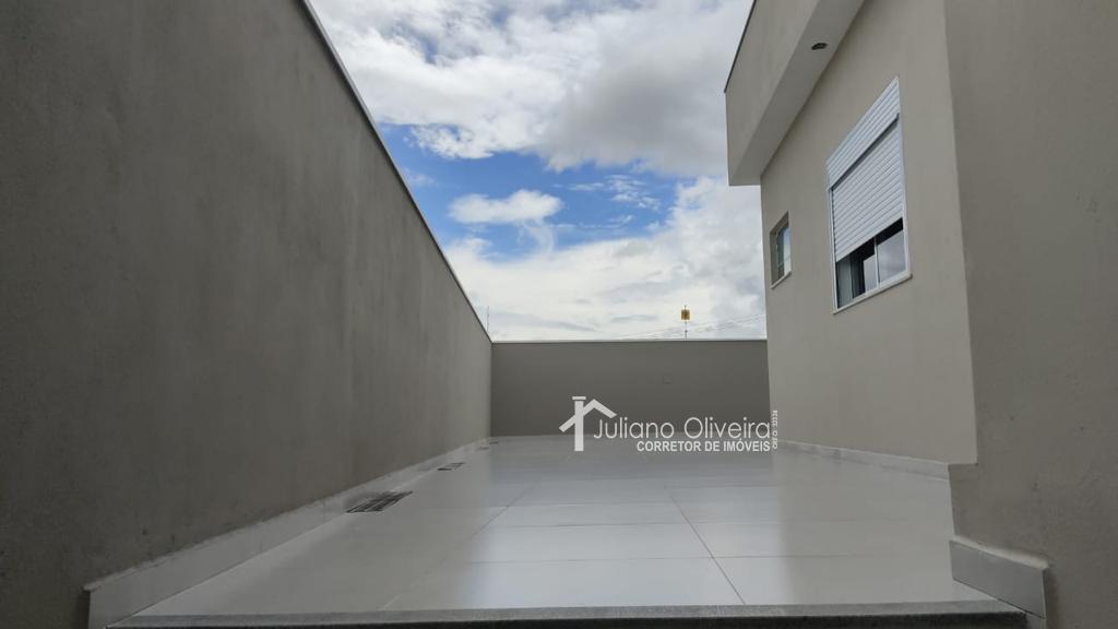 37d3e913-c378-465f-aa9a-f3ac20eb6971