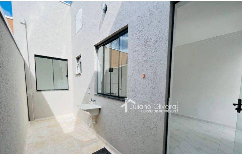 6a122eb0-49b2-4c56-aec2-545f4fccf358