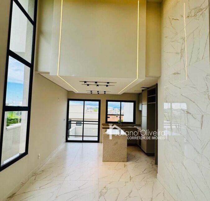 ca6e1395-29a3-4294-b21a-674b5ccb5695