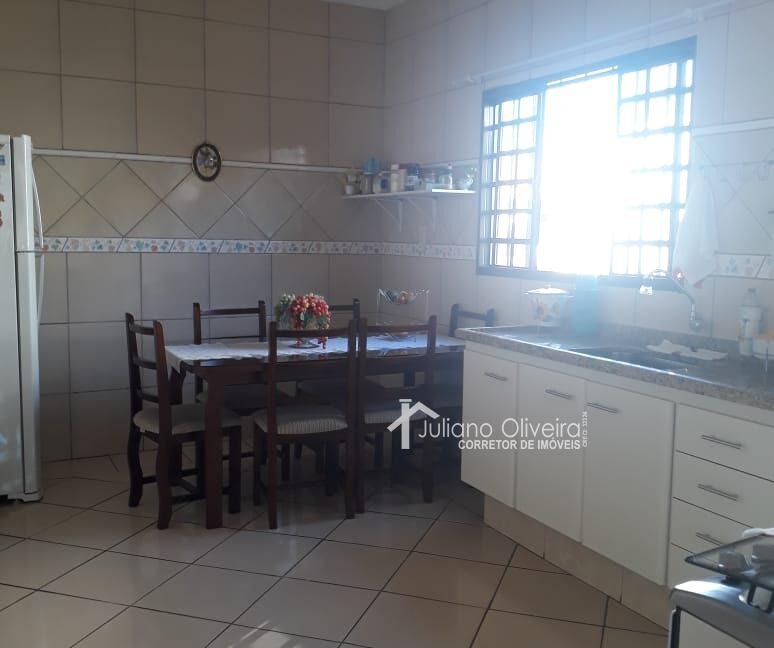 cb5df56e-7c7c-43a5-9532-44a15b39daef