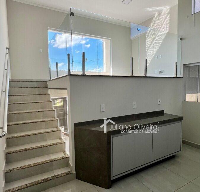 eeca9b8b-97f7-4df9-9348-8e99f8b45cca