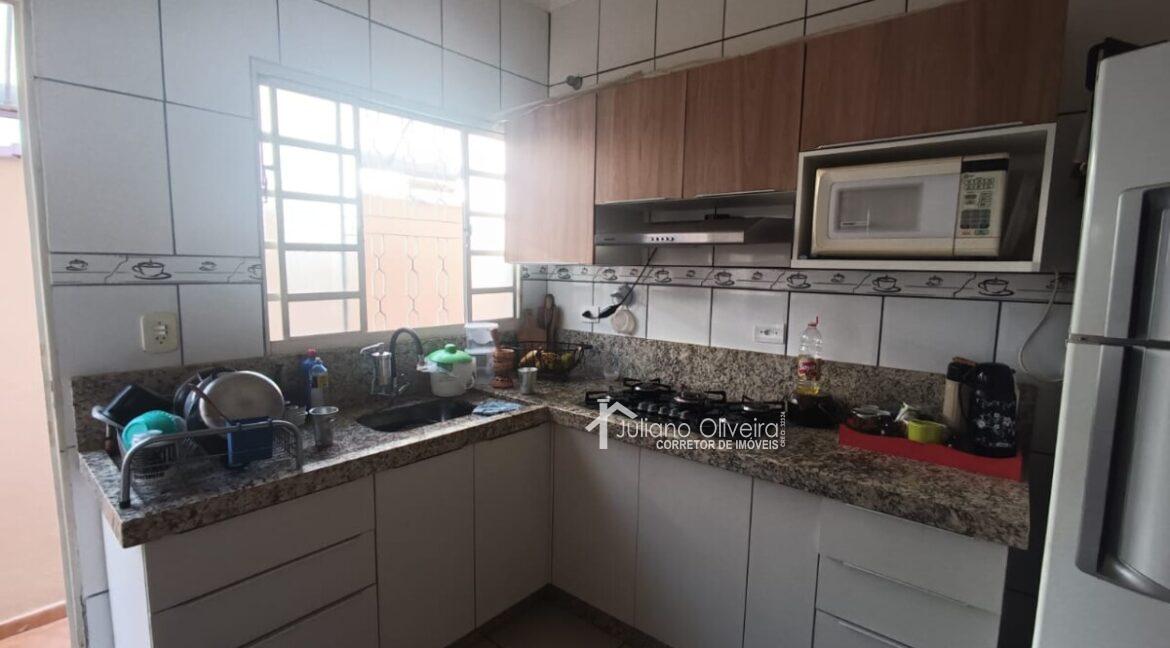 d0775c4b-af28-47f6-9c0d-3aebc91e7726