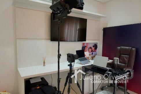 b46d43ff-89b3-45f7-8061-ae339b8f9fea (1)