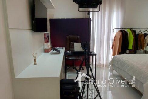 e8e55253-825a-4a8b-9ad7-23c45acb535c