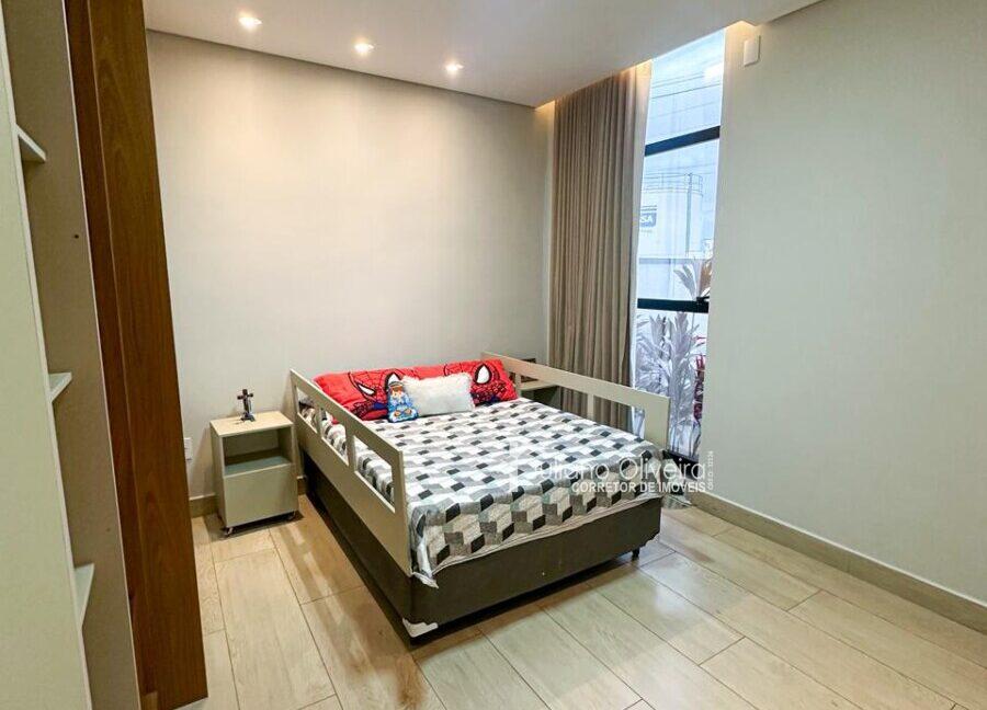 fc318636-b9c9-4ede-b68f-92a3022d65cf