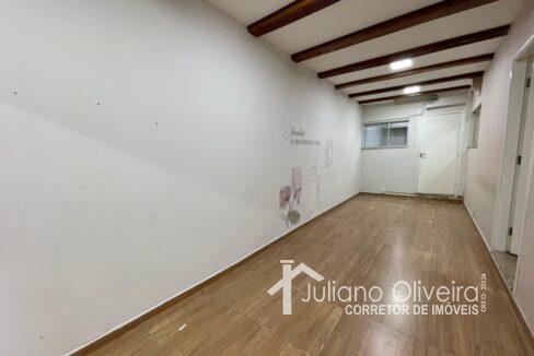 b7f23c0b-fc85-4a21-9633-f0ff8621dbd1