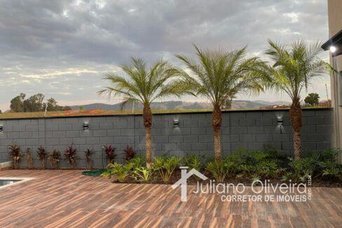 ee9f71b7-8b99-42d8-b1d9-f8f5344cd3f2