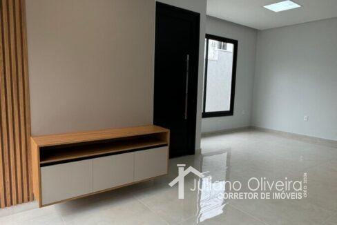 652d8fda-cffc-4343-a7c9-fe5ac537fc36