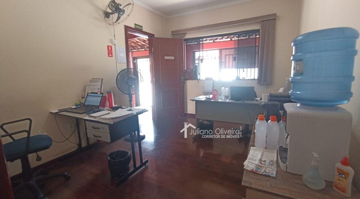 021dc840-5341-420b-9516-62e0f9cb27b1