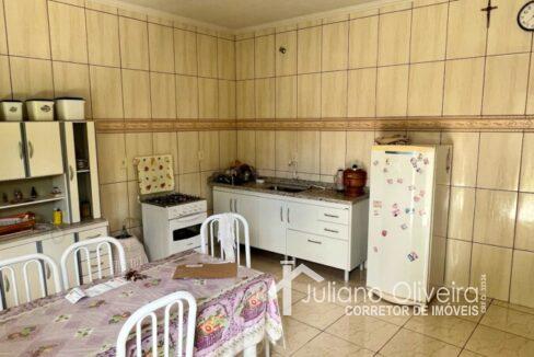 7876bd4d-4c90-4464-bcc6-b215bab3a319