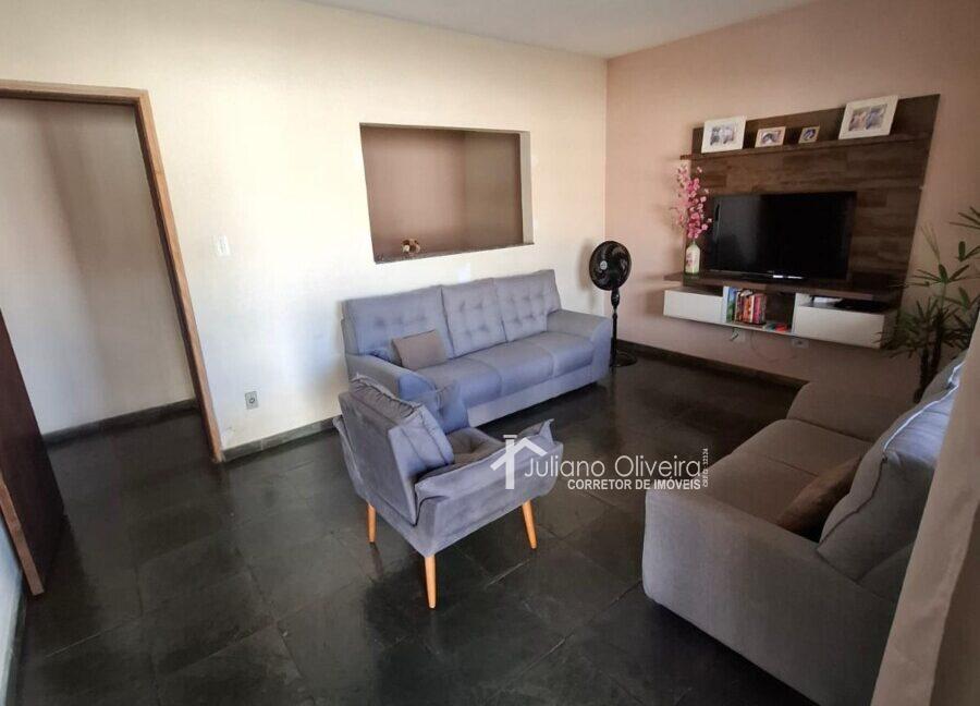 8d5a4478-a274-400c-a13f-2862e38df679