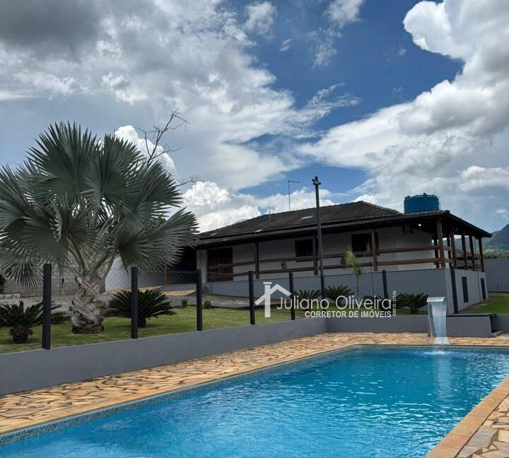 bbc87395-c118-4683-a934-24c0e8f73982