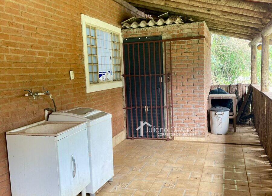 d8e867e2-8a70-4fbc-98f0-96af354dc225