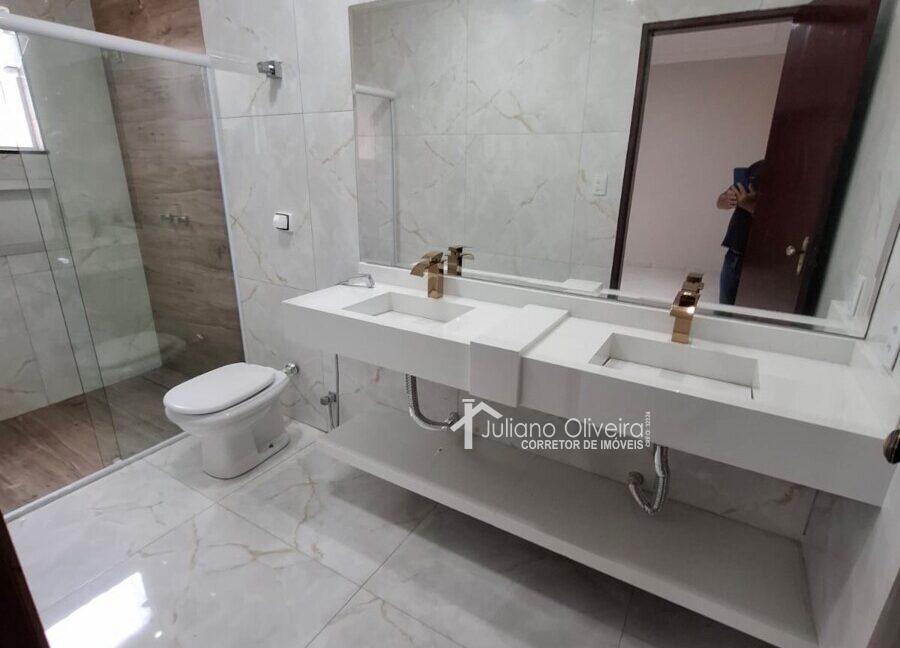 f4efeaf7-5bde-4581-8e9e-edbe2793d02f