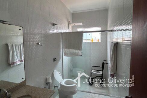 0998cc6b-52c7-445c-a8f6-31fbbe1ba83f