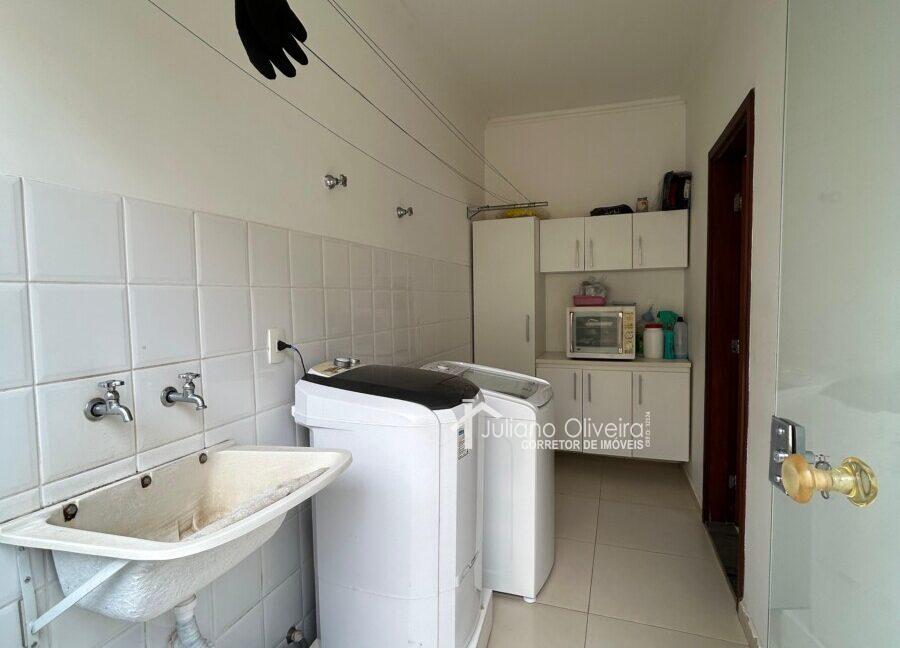 7c12e12e-7b7a-4ee6-ad88-1595c1f93ef4