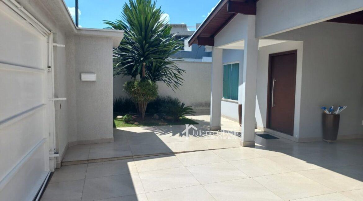 2c5010a6-d668-443c-995d-6f54d7ff4a47