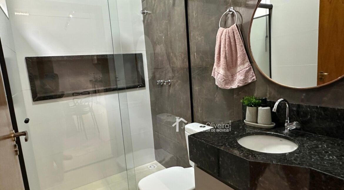 49d81370-0f94-4038-8dee-4850e2bde17f