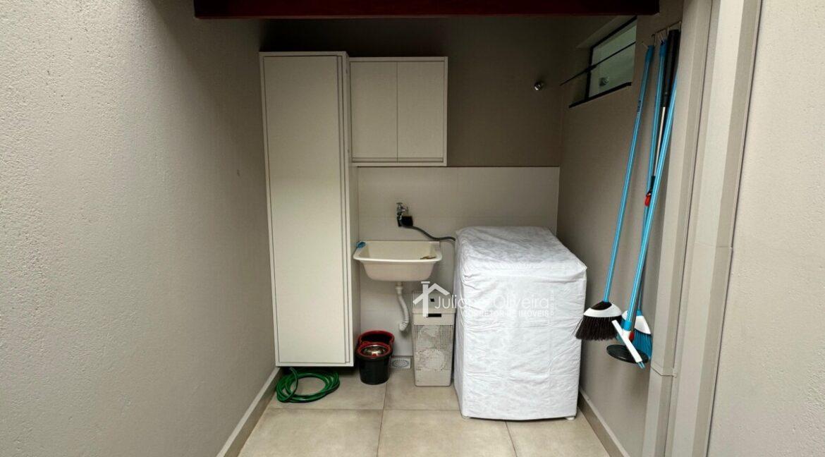 dd53d405-886f-4ddf-93f9-a193889ad905