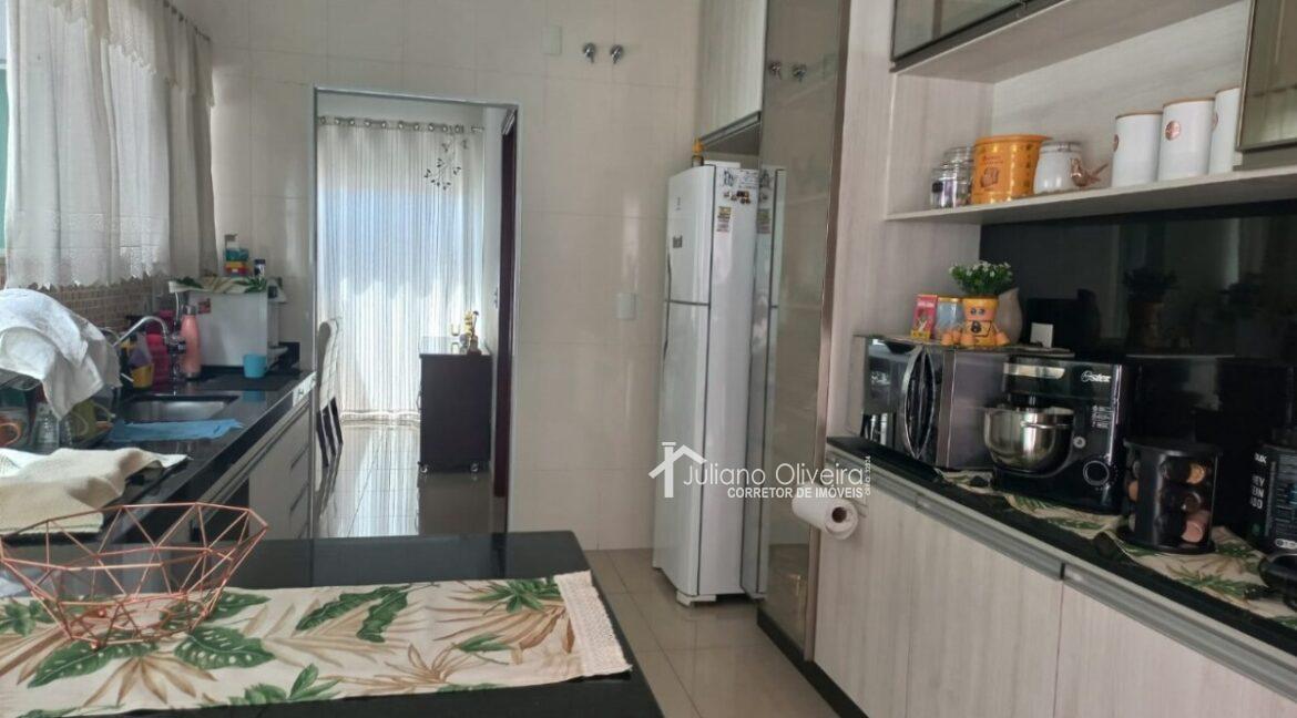 f1341b83-cb7f-4857-80f5-f1e4f9739a89