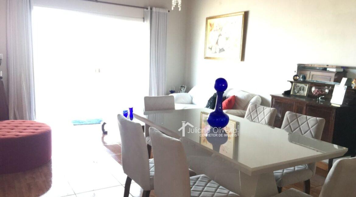 00b0d9a3-9d38-43f3-b4ec-5f187a2d7894