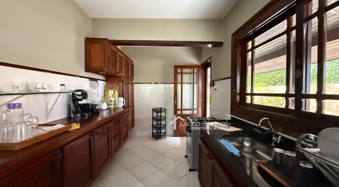 210972c9-7255-4fdb-ba5f-532e429945fe