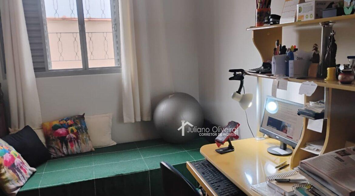 30b08d31-3c0f-4e52-a232-670e071bcfef