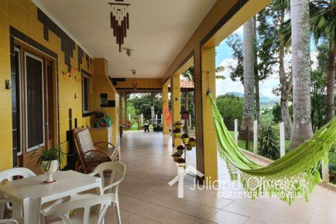 50e27b9f-afe4-4f63-b78c-32e962119658