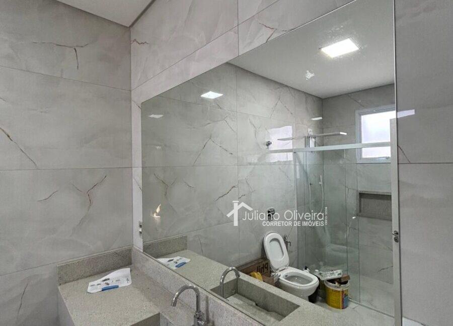 5887b733-b94f-435d-8d3c-9820a8d72e85