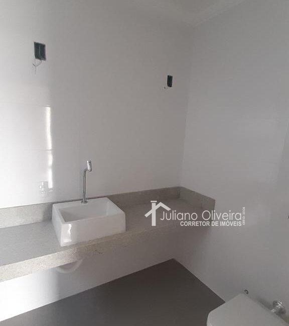 5df120de-17b1-49ba-9f78-cd26e3c09e19