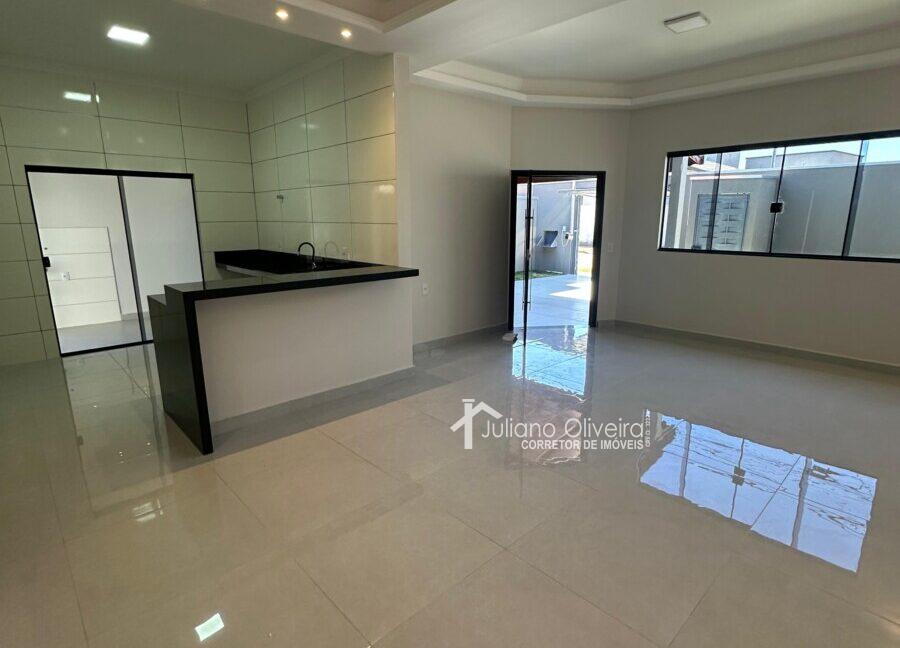 60d5c09e-2d74-4749-8f93-caf76991630c