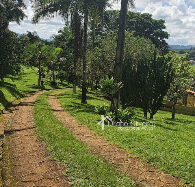 83530b2f-1605-4c3c-acb3-f35b6802d87a