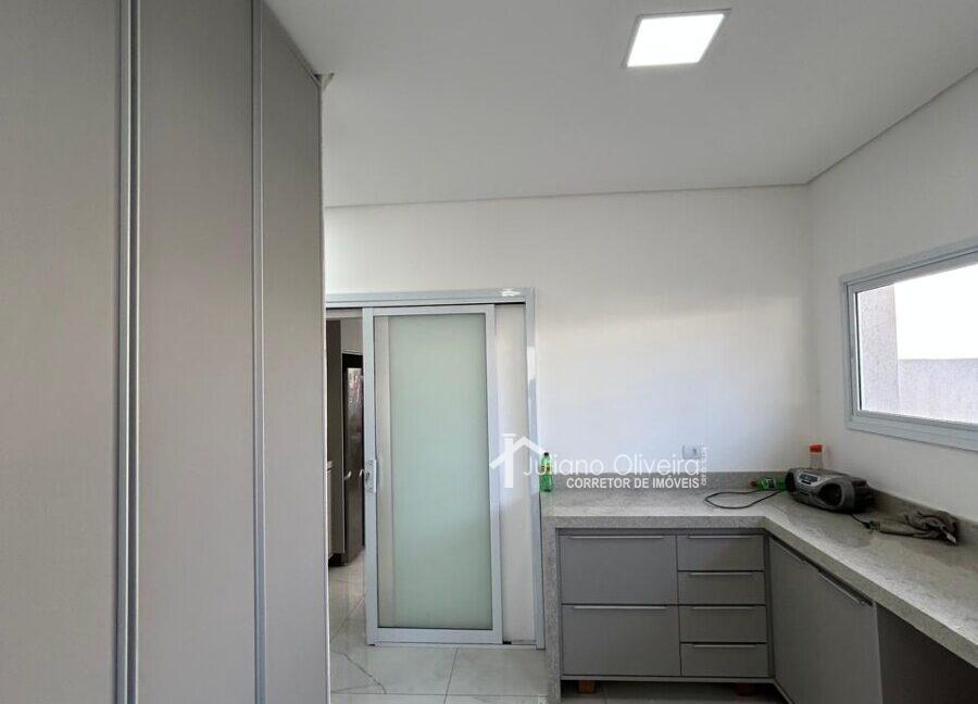 948d5818-11c7-46ca-86d6-430179f0278f