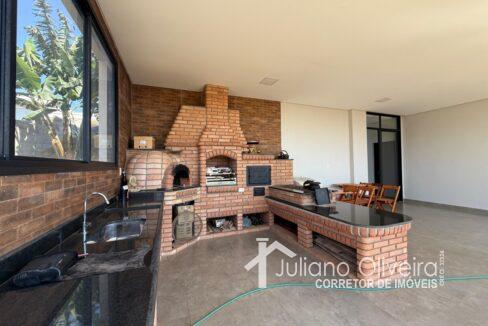 10603100-0e08-4688-8ebe-e73b3057e623