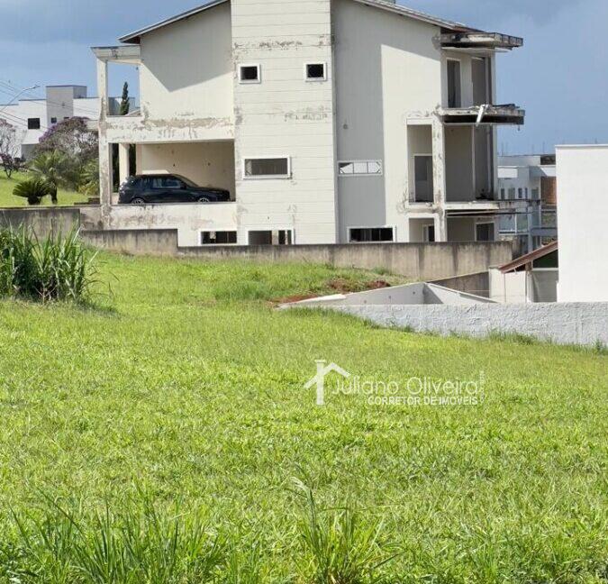 2caf6aca-d8d5-4671-a82c-dd05e5b34adf