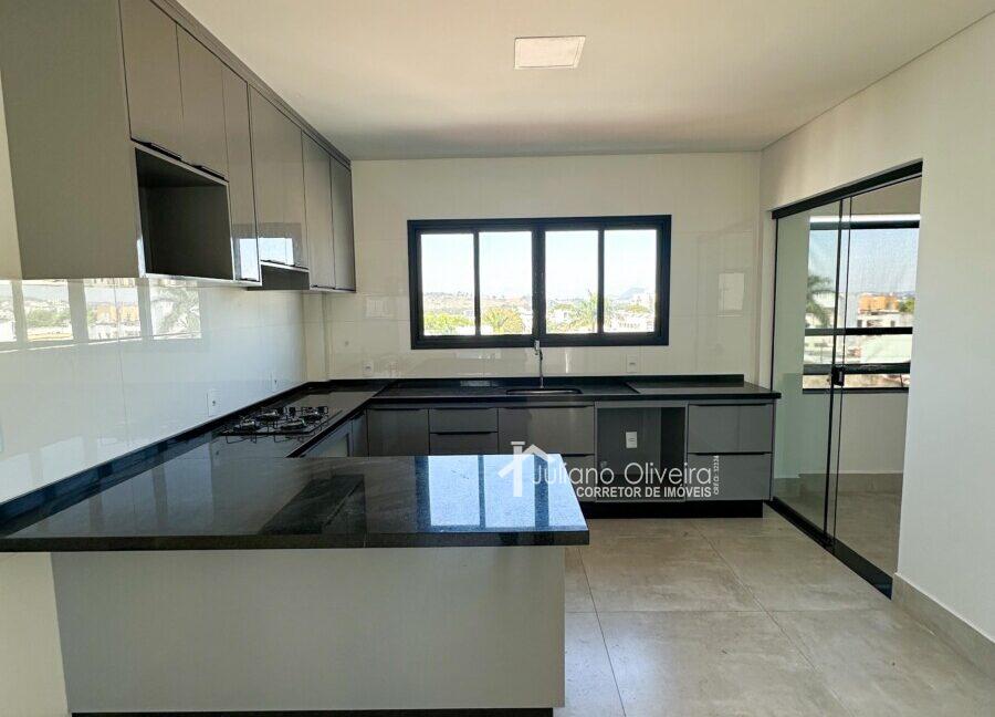 4d1f2a99-c26b-41cd-bc90-042c45333b21