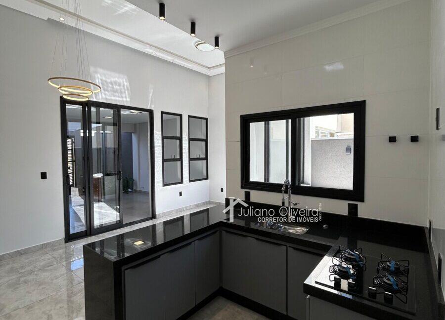 51209e25-57d9-40ea-9951-c2671d4e64db