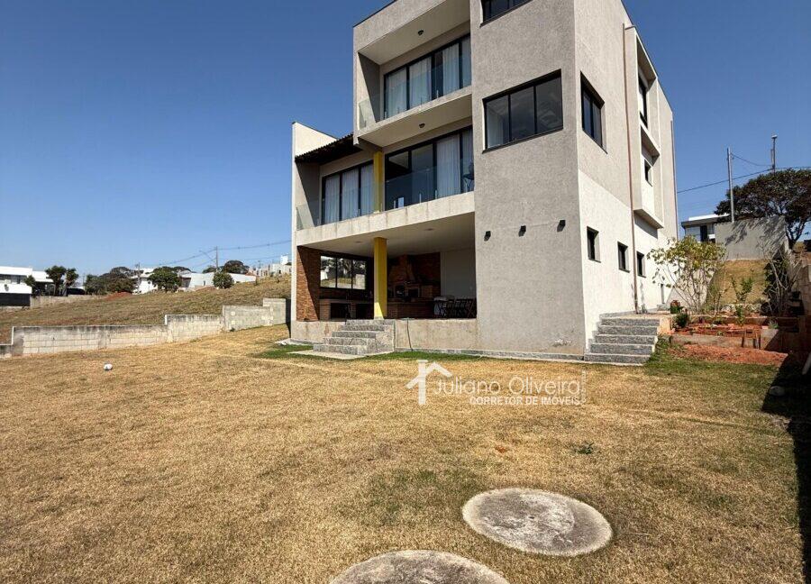 55e4393c-d346-408c-8591-5da56be74aef