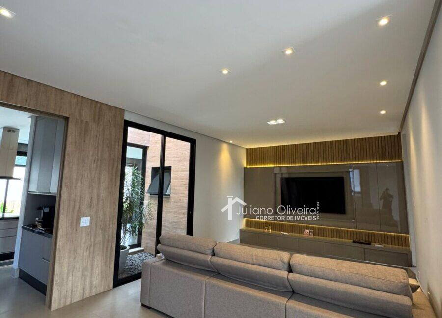 6285a1d9-63dd-45a5-b44c-abbc80427186