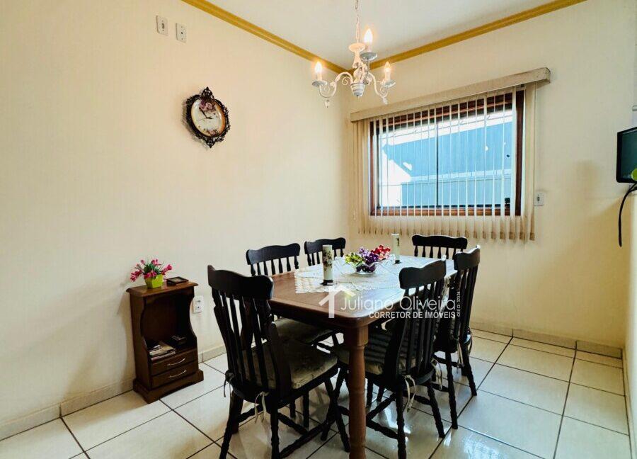 68504929-f825-42f5-b7be-aa086cd16d77