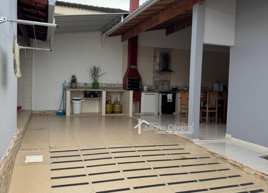 6b57e7ae-d704-41e4-96d1-a0c2ab2c5c3f