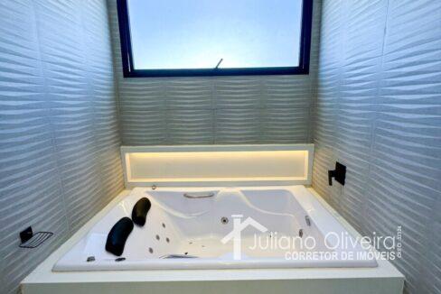 7abf0165-d4cb-407f-90cf-781e5aec8904