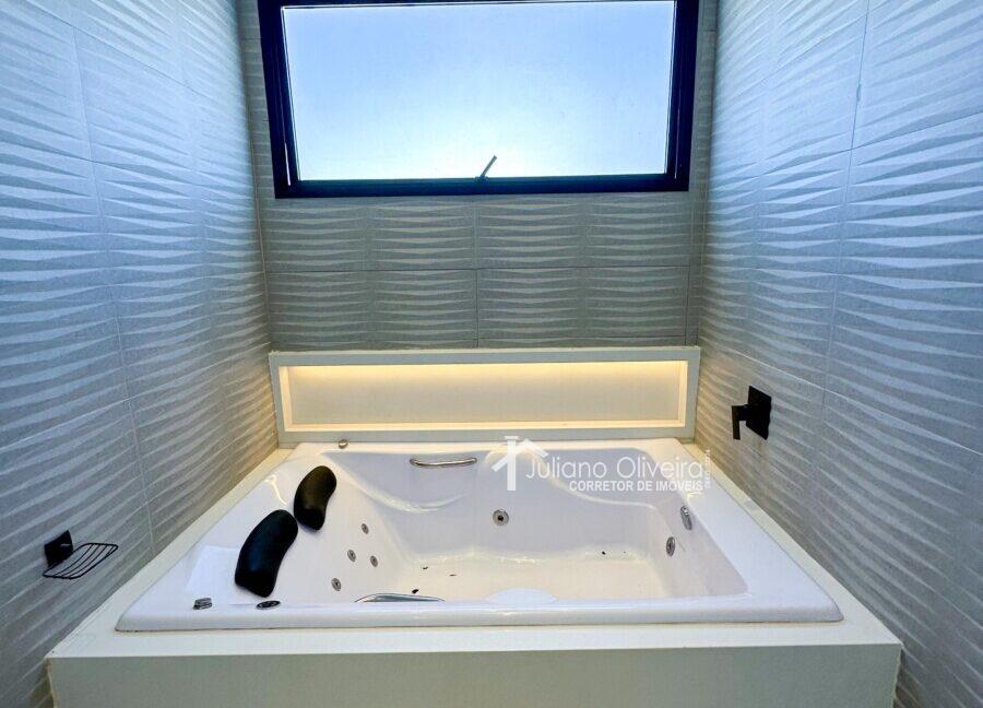 7abf0165-d4cb-407f-90cf-781e5aec8904