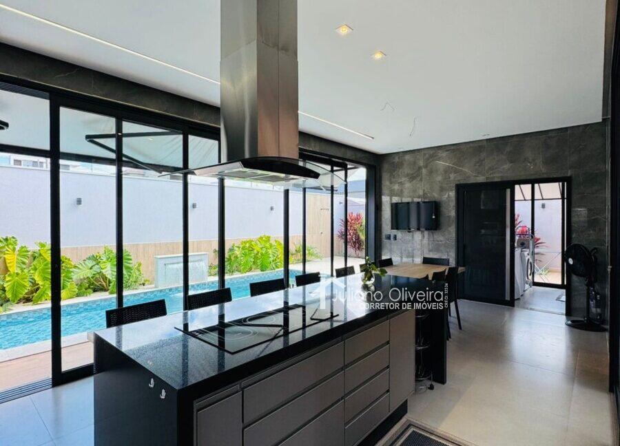 7fc83d44-4223-4913-aded-683ca5136c8d